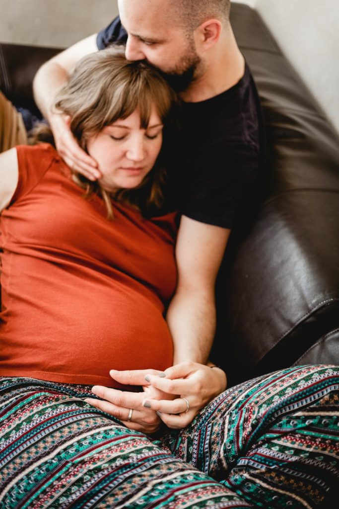 schwanger-shooting-zu-hause