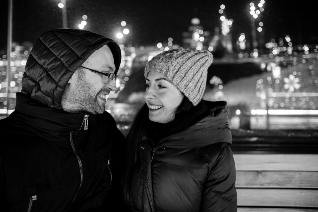 moskau-kirche-paarshooting-kuss