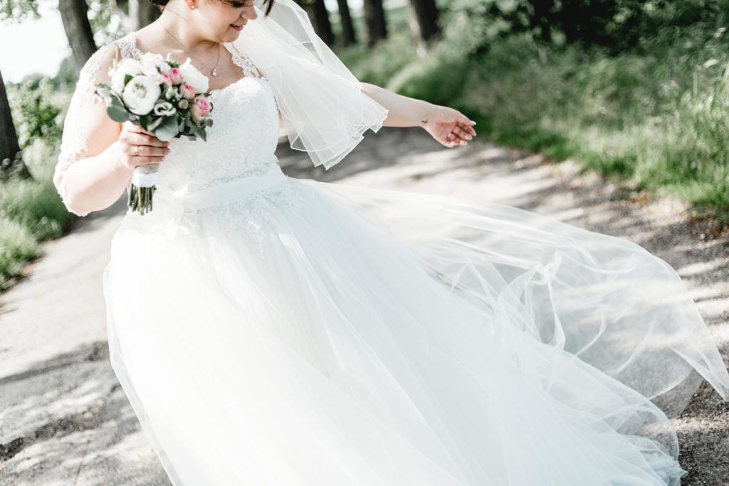 Retrohochzeit im historischen VW-Käfer