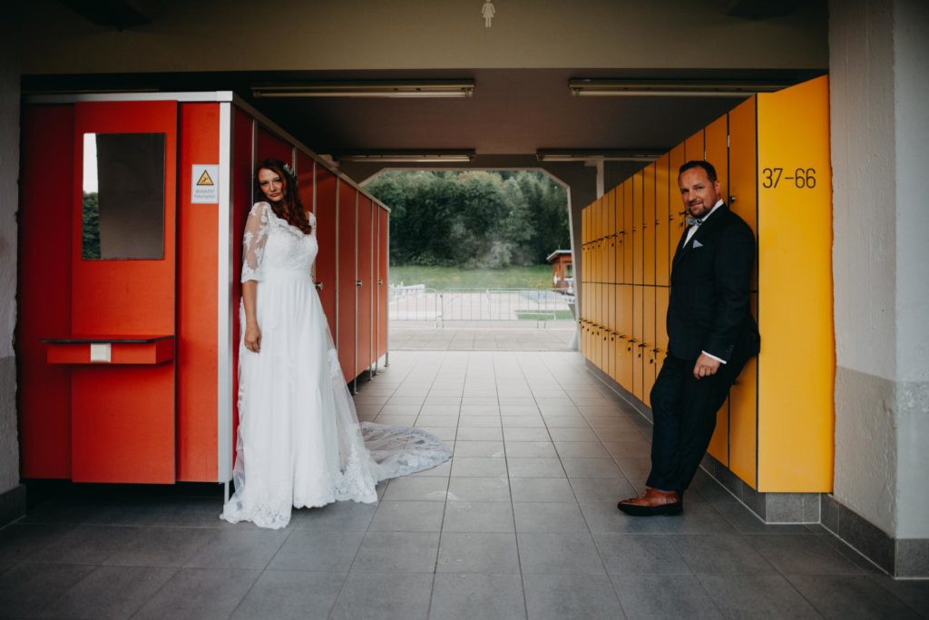 Schwimmbad-Hochzeit //Mönchengladbach