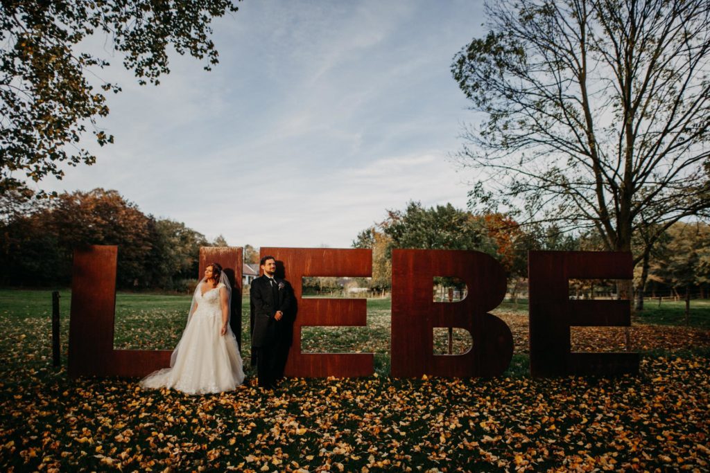 Alice im Wunderland - Hochzeit in der Kommandeursburg Kerpen - Blatzheim