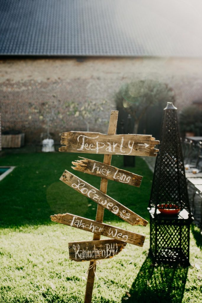 Alice im Wunderland - Hochzeit in der Kommandeursburg Kerpen - Blatzheim
