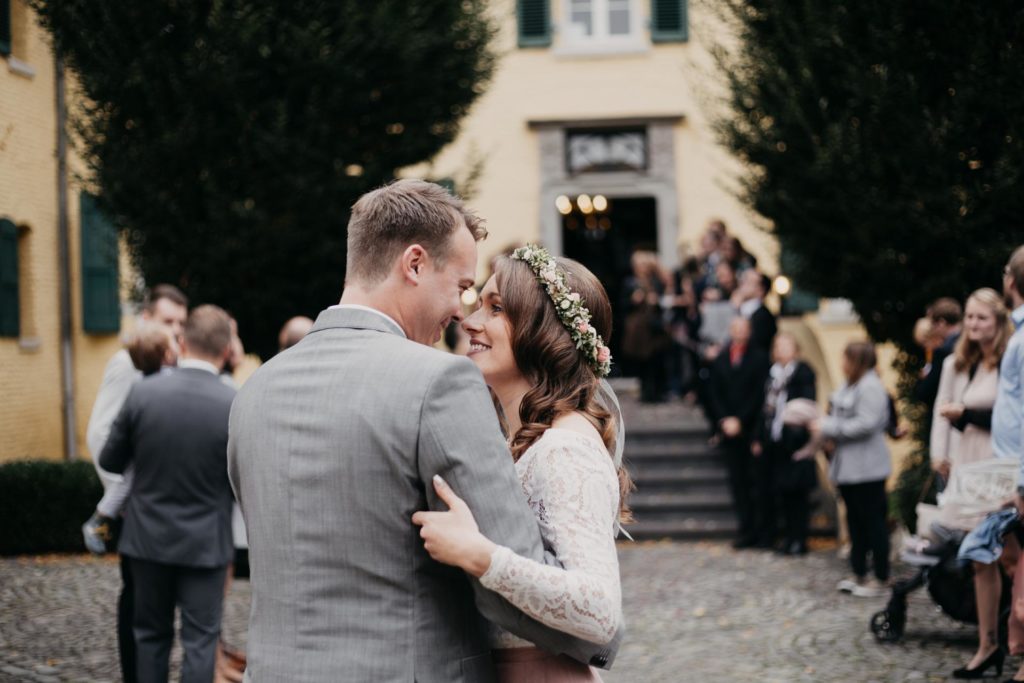 Schöne Fotos trotz Regen - Heiraten im Haus Katz in Jüchen