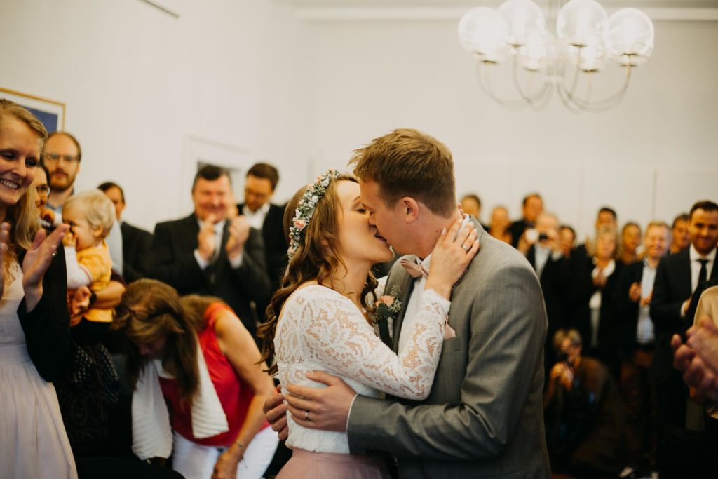 Schöne Fotos trotz Regen - Heiraten im Haus Katz in Jüchen