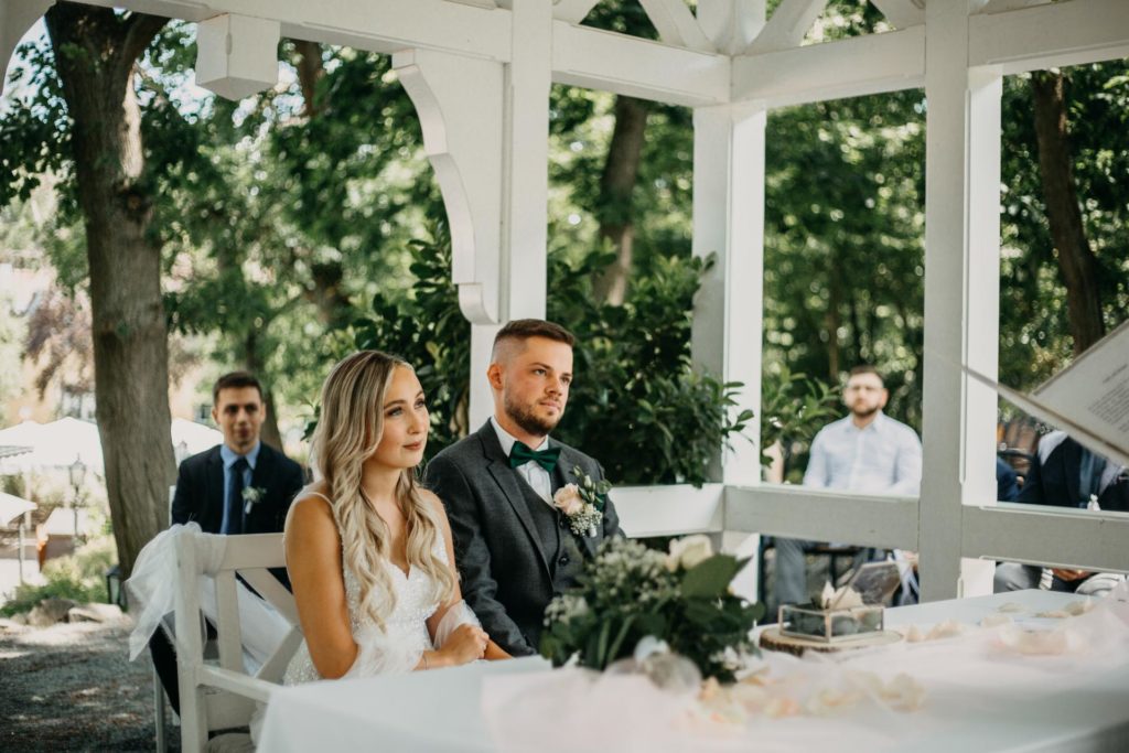 Standesamtliche Trauuung im Waldhotel Rheinbach