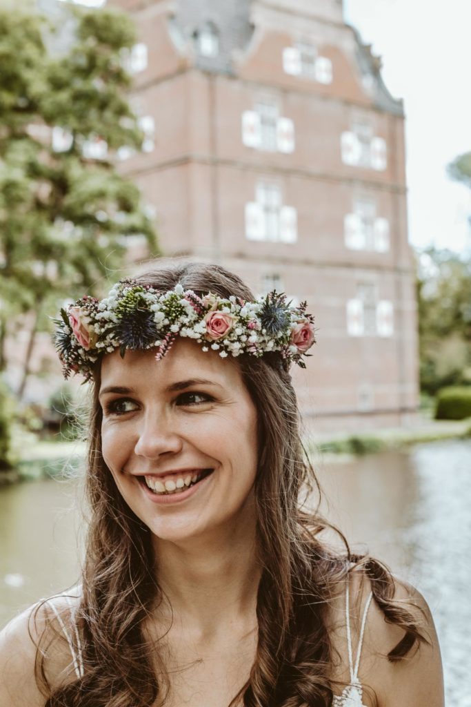 Romantische Hochzeit im Schloss Bedburg // Standesamt