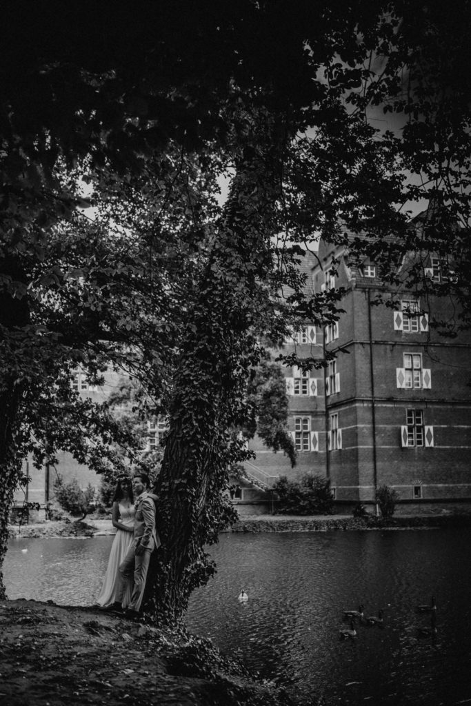 Romantische Hochzeit im Schloss Bedburg // Standesamt