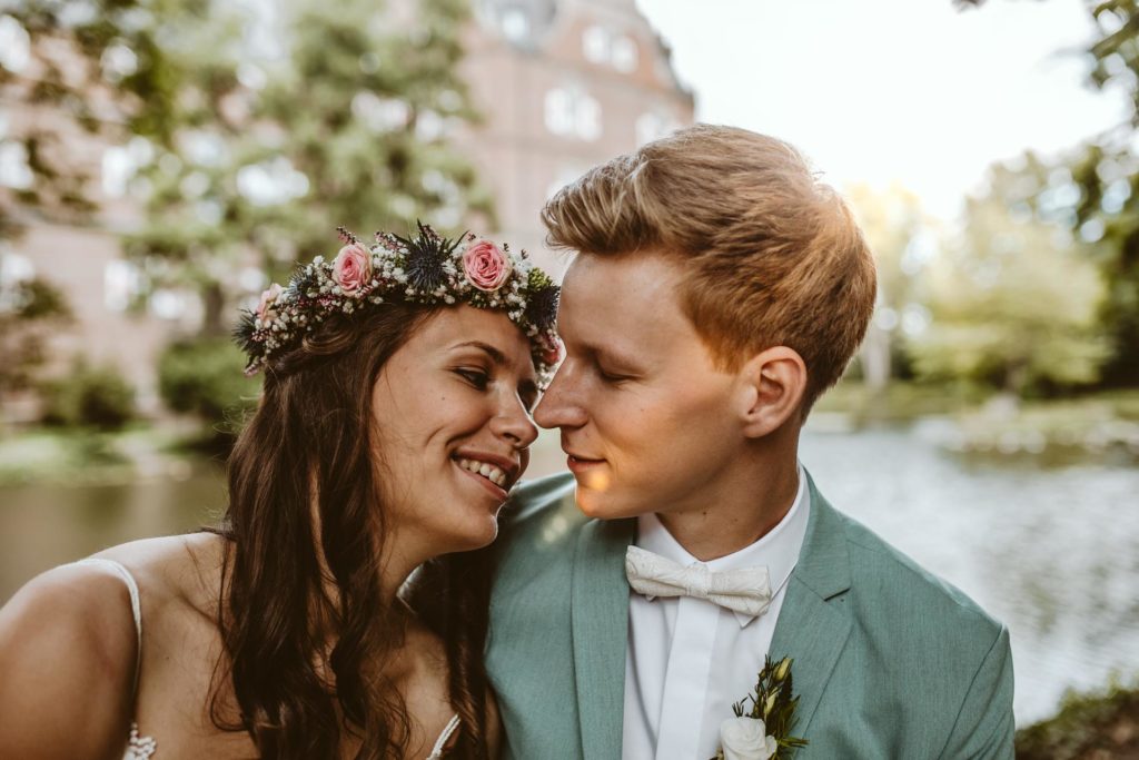 Romantische Hochzeit im Schloss Bedburg // Standesamt