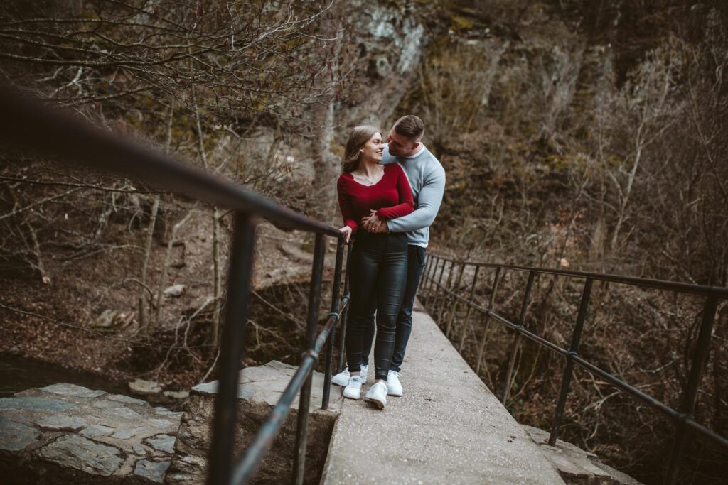 Aus einem Fotoshooting wird ein Heiratsantrag // Burg Eltz