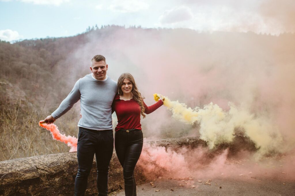 Aus einem Fotoshooting wird ein Heiratsantrag // Burg Eltz