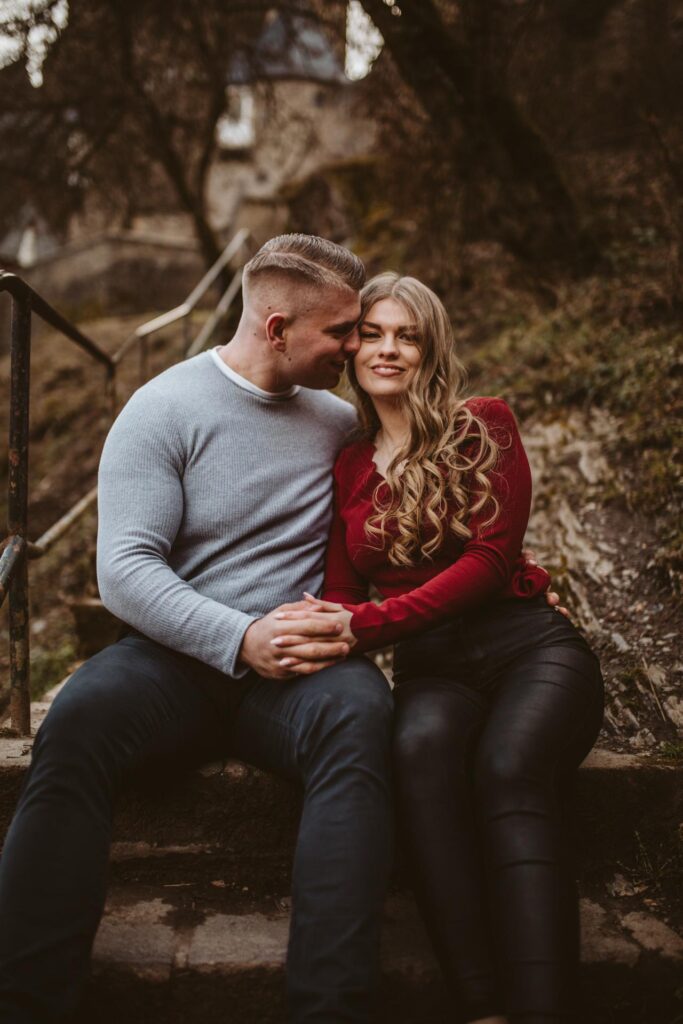 Aus einem Fotoshooting wird ein Heiratsantrag // Burg Eltz