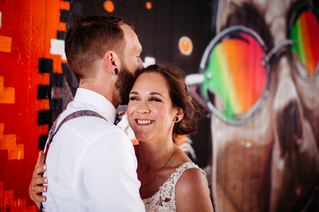 Standesamtliche Hochzeit in Viersen // Paarshooting am Bahnhof Viersen