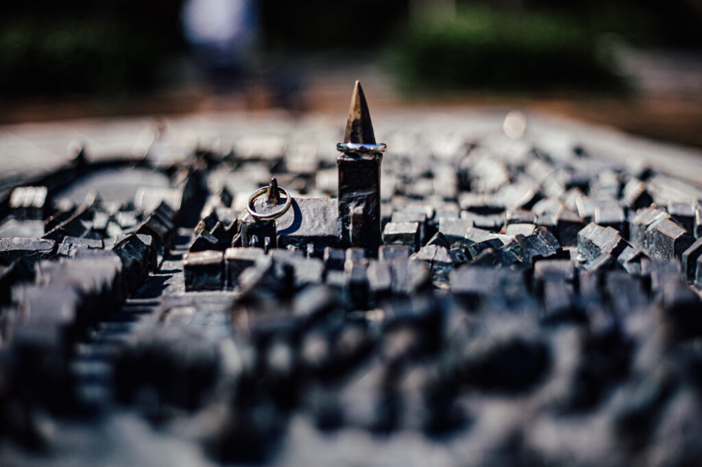 Standesamtliche Hochzeit in Viersen // Paarshooting am Bahnhof Viersen