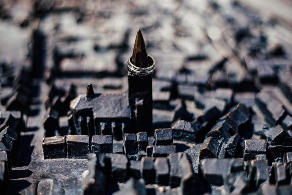 Standesamtliche Hochzeit in Viersen // Paarshooting am Bahnhof Viersen