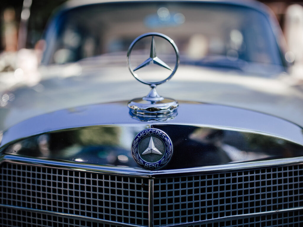 Standesamtliche Hochzeit in Viersen // Paarshooting am Bahnhof Viersen