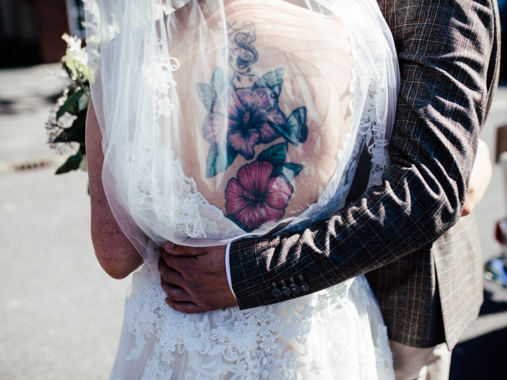 Standesamtliche Hochzeit in Viersen // Paarshooting am Bahnhof Viersen