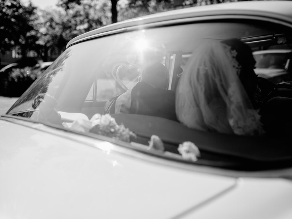 Standesamtliche Hochzeit in Viersen // Paarshooting am Bahnhof Viersen