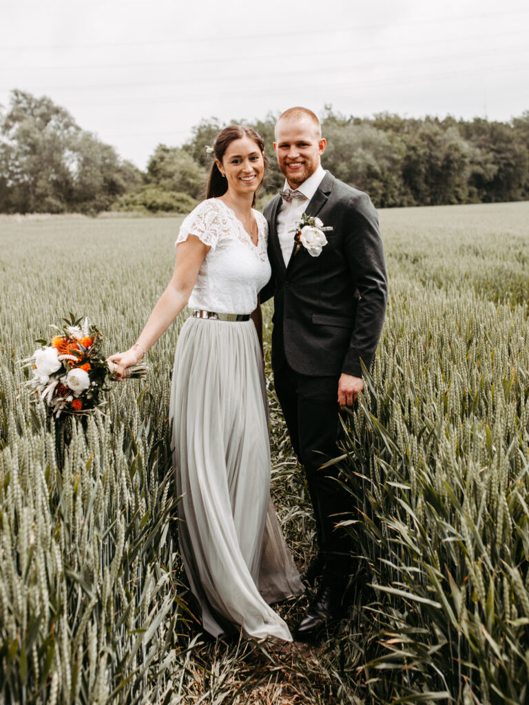 Brautpaarshooting in einem T3 Bulli // Windmühle Bergheim Oberaußem