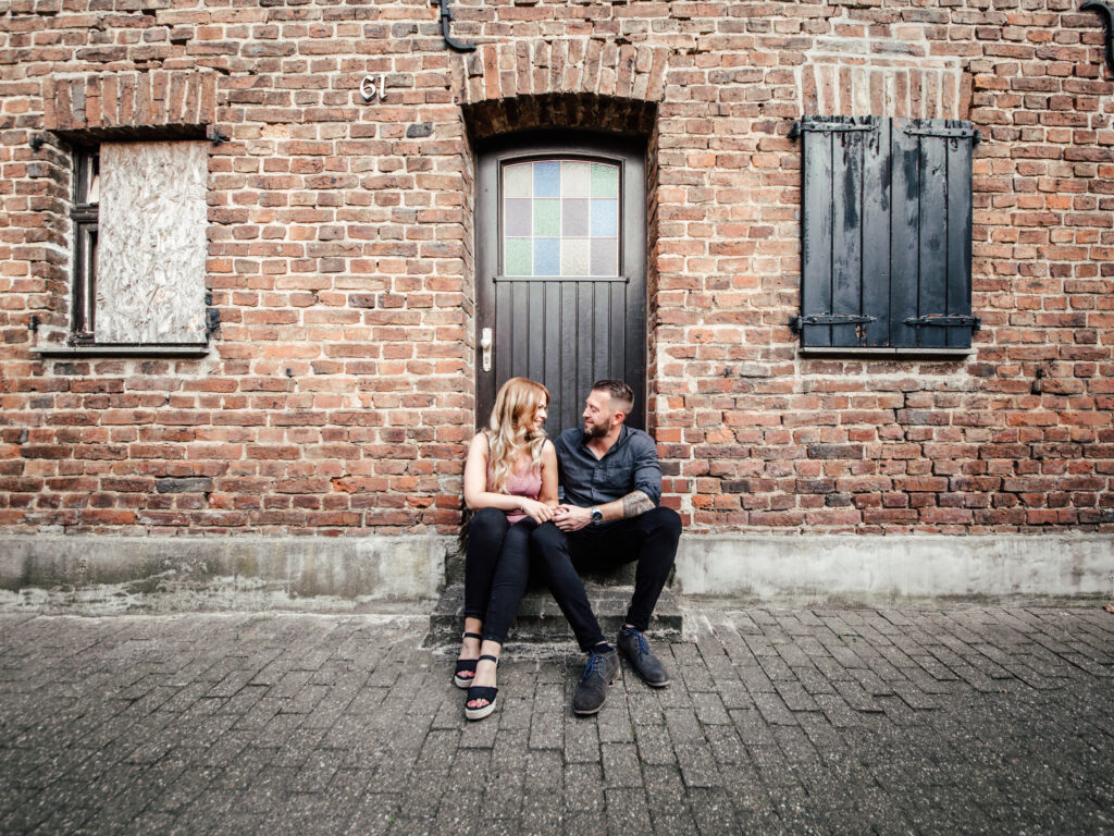 Paarshooting zum Sonnenuntergang in Alt Kaster // Bedburg