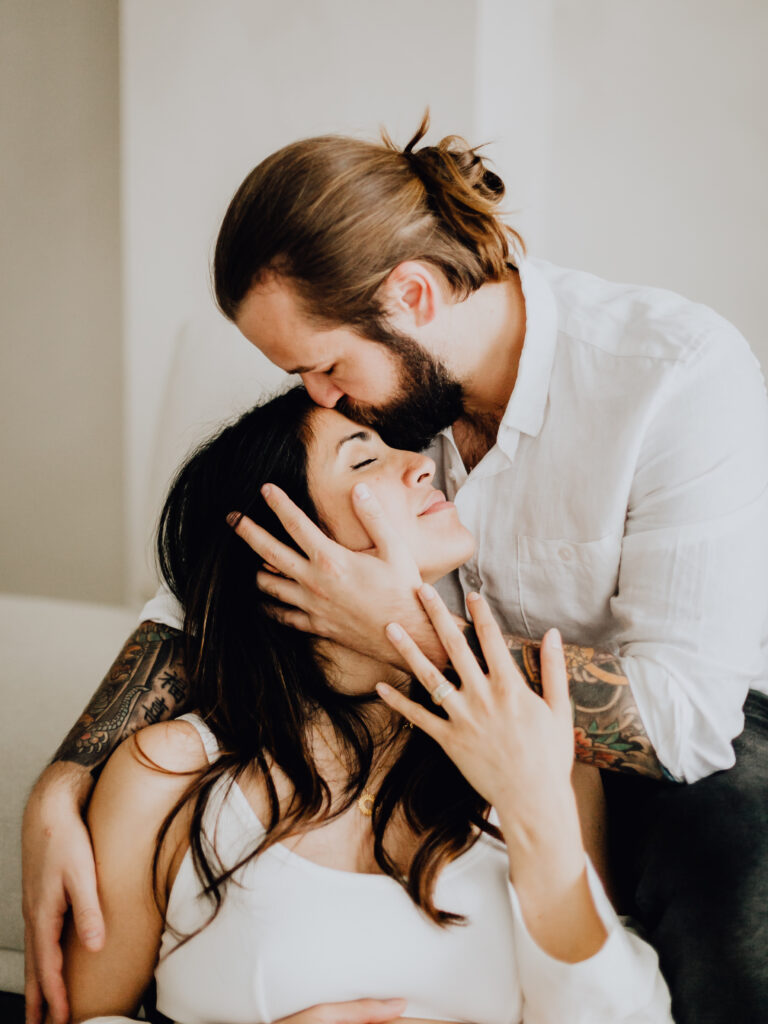 Romantisches Schwangerschaftsshooting