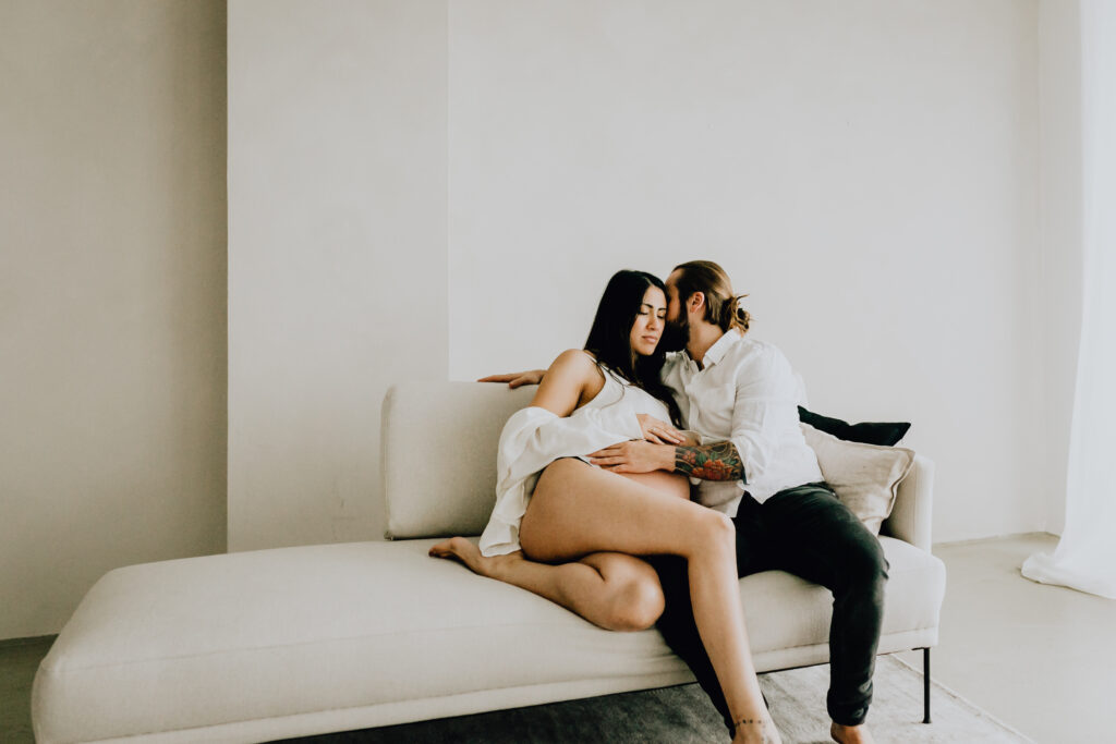 Romantisches Schwangerschaftsshooting