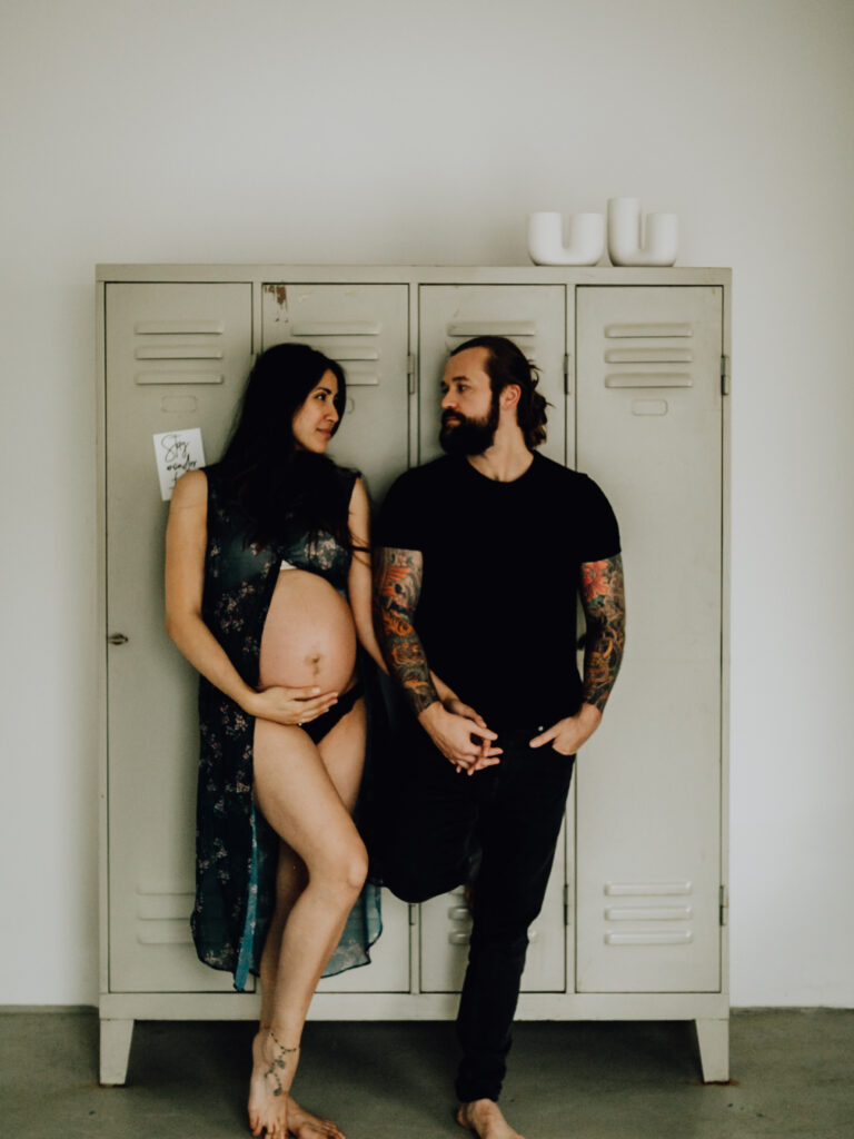 Romantisches Schwangerschaftsshooting