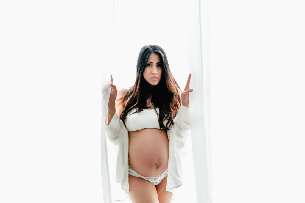 Romantisches Schwangerschaftsshooting