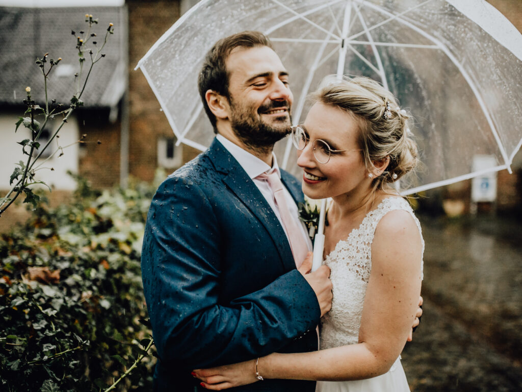 Verregnete Hochzeit in Bedburg // Alt-Kaster