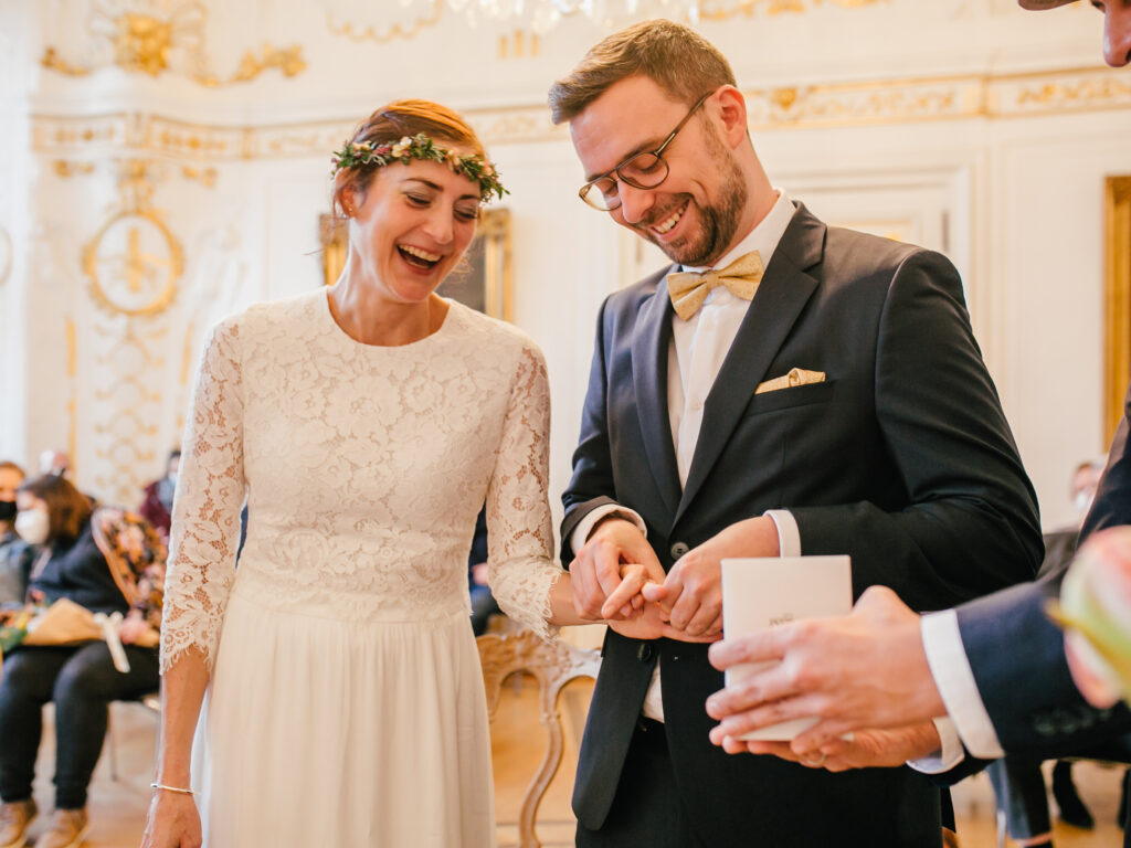 Winterhochzeit in Aachen // Weißer Saal im Rathaus