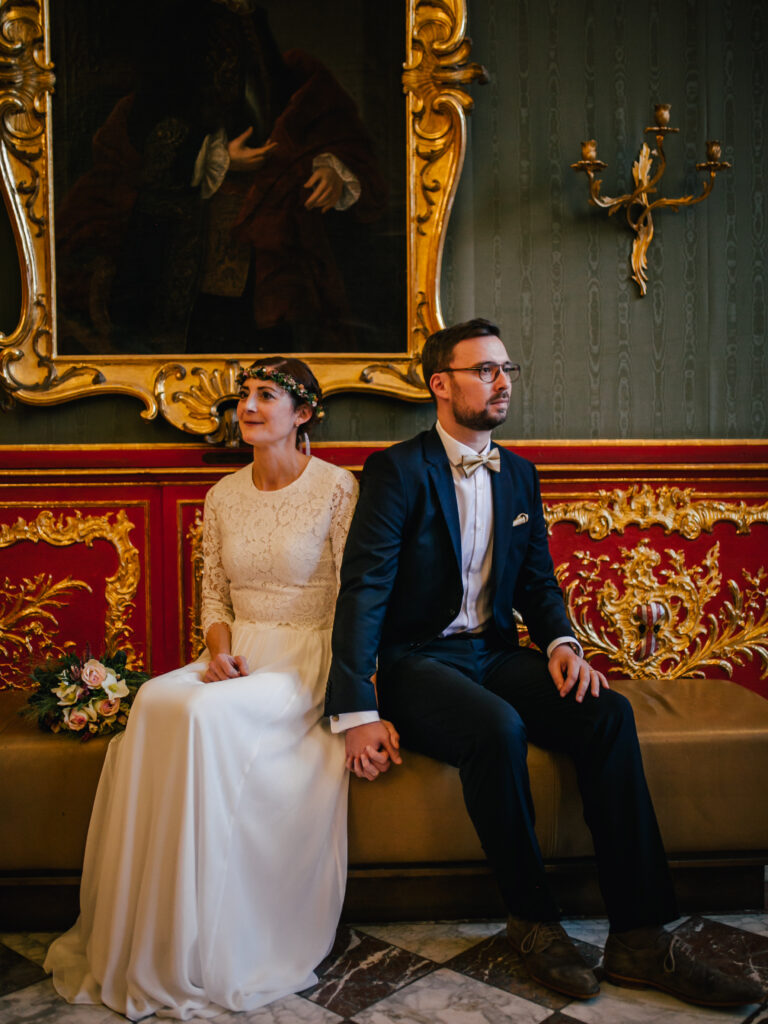 Winterhochzeit in Aachen // Weißer Saal im Rathaus