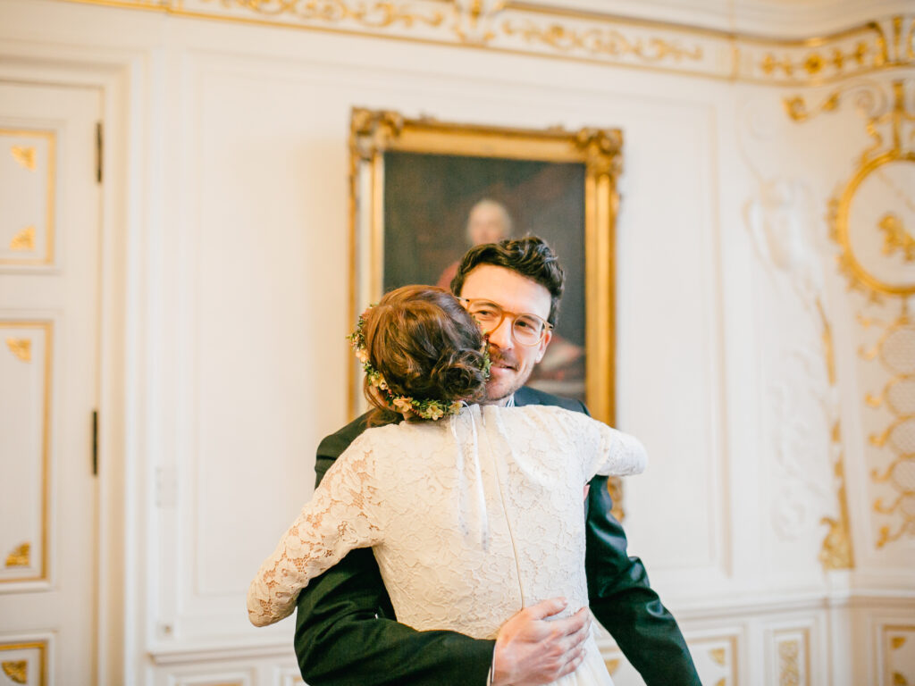 Winterhochzeit in Aachen // Weißer Saal im Rathaus