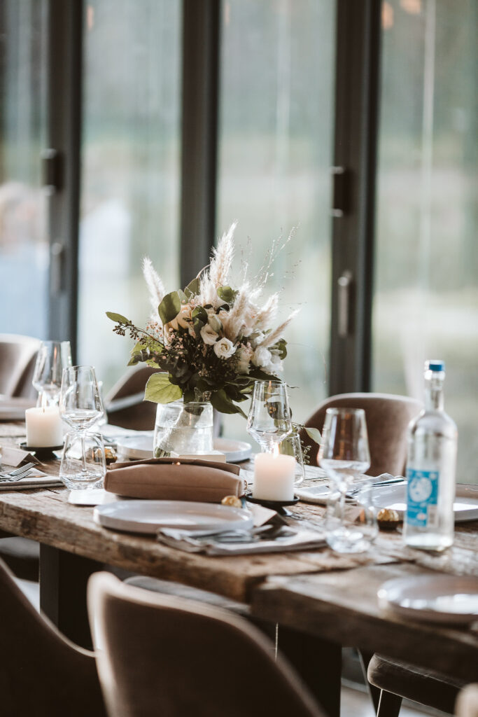 Hochzeit auf Schloss Raesfeld // MAHL & MEUTE - Steakhaus