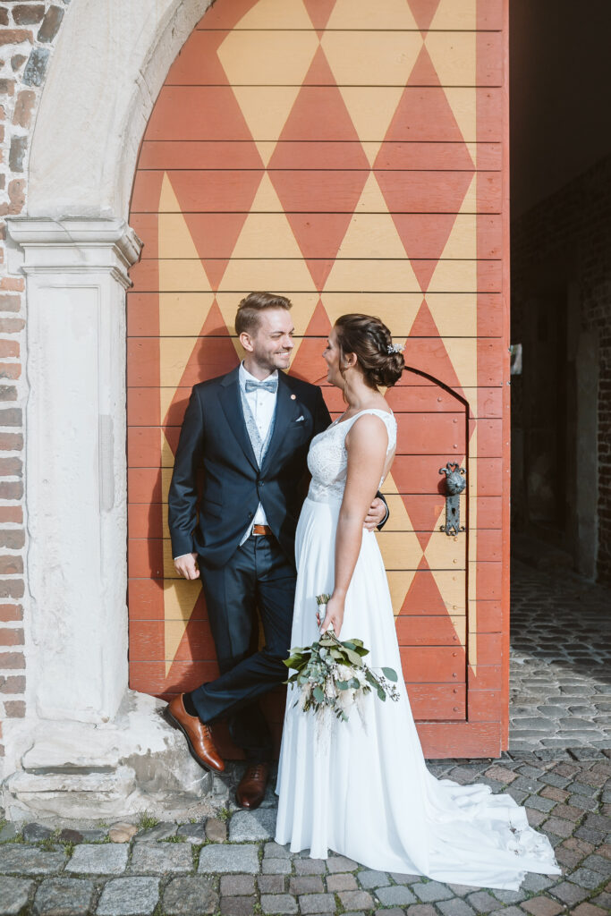 Hochzeit auf Schloss Raesfeld // MAHL & MEUTE - Steakhaus