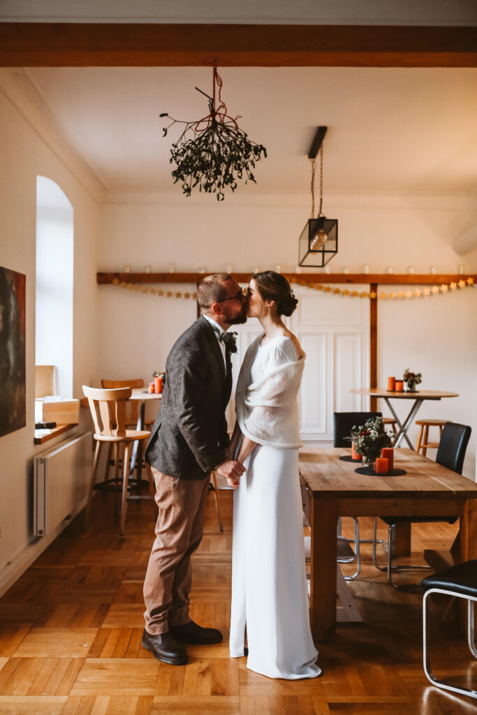 standesamtliche Ambientehochzeit im Haus Bey // Nettetal