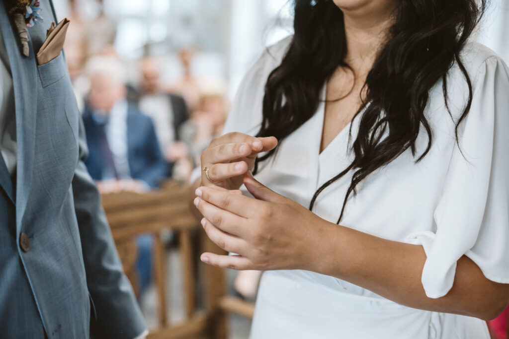 Standesamtliche Trauung in der Dorenburg in Grefrath // Viersen